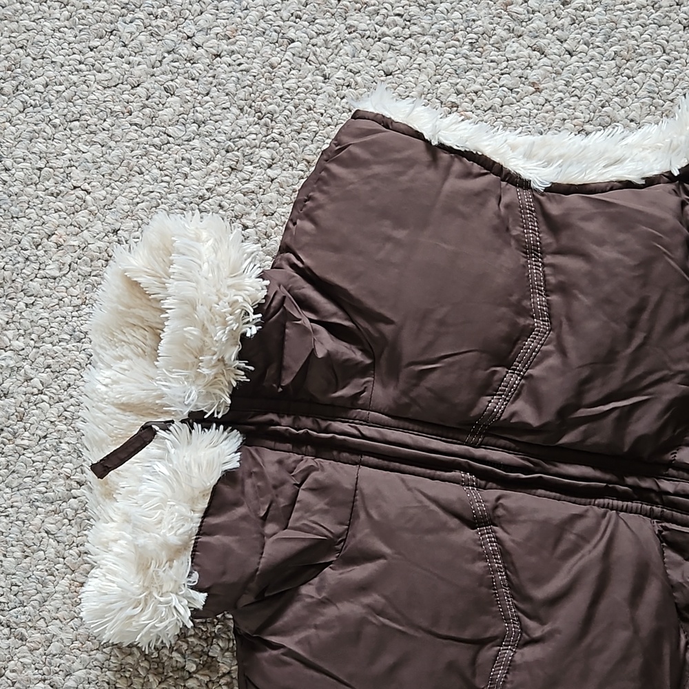 Bid Chill Technical Outerwar Vest. - image 5